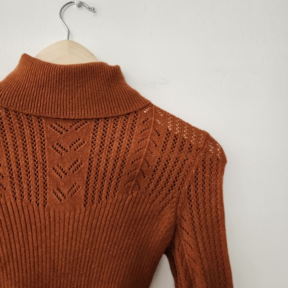 F21 | Camel Colored Long Sleeved Bodysuit with Turtleneck - Picture 4 of 5